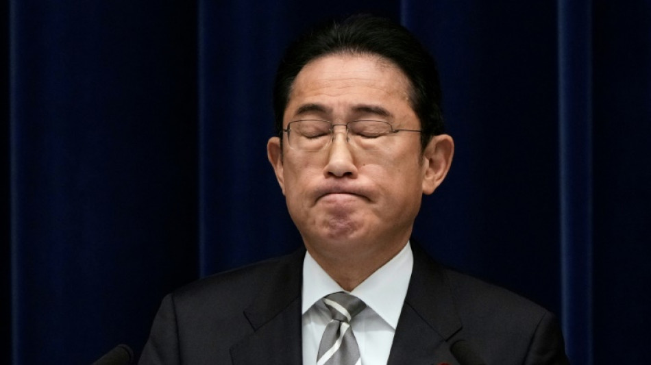 Japon: quatre ministres remplac&eacute;s en plein scandale de fraude financi&egrave;re