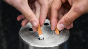 Cancer du poumon: arr&ecirc;ter de fumer apr&egrave;s le diagnostic peut r&eacute;duire de moiti&eacute; le risque de d&eacute;c&egrave;s