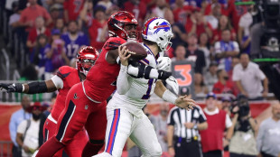 Acht Sacks: Houston schlägt die Bills