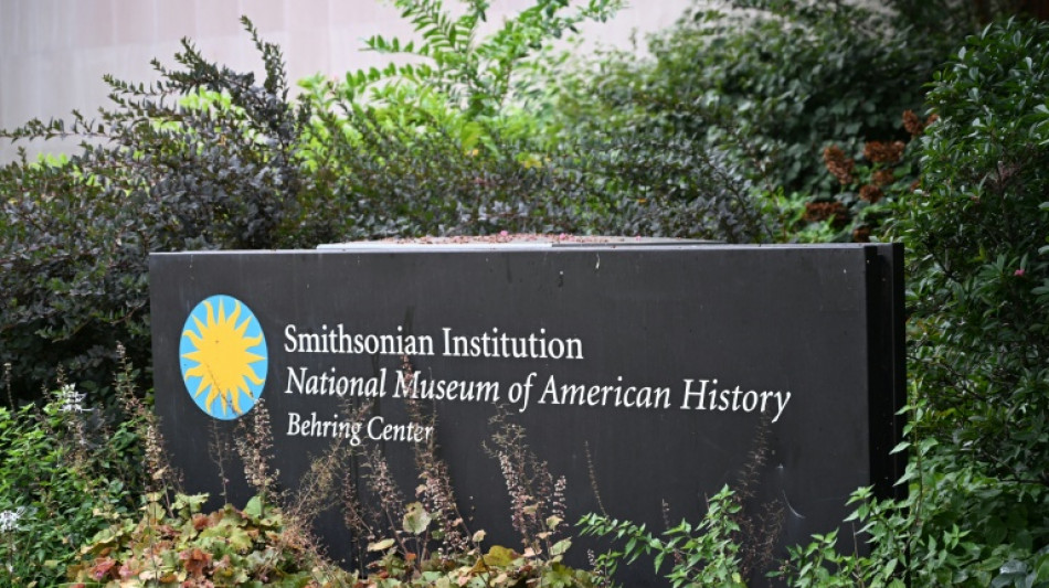 Trump pede investiga&ccedil;&atilde;o de museus americanos