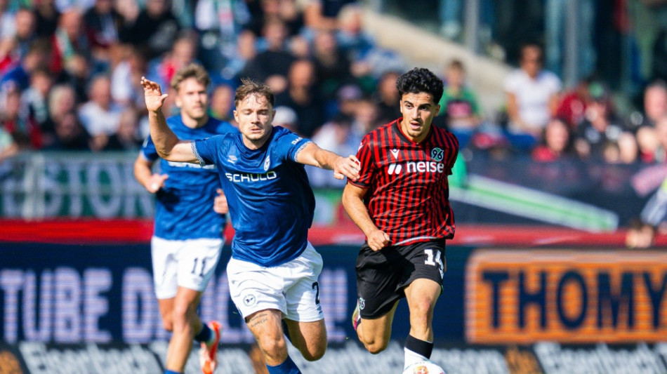 Sieg gegen Bielefeld: Hannover schließt zur Spitze auf