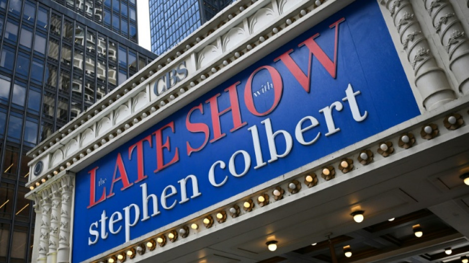 Trump lan&ccedil;a novo ataque contra 'talk shows' e emissoras de TV