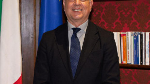 Interrogazioni Pd e M5s su fondi a film neo sottosegretario Cannella