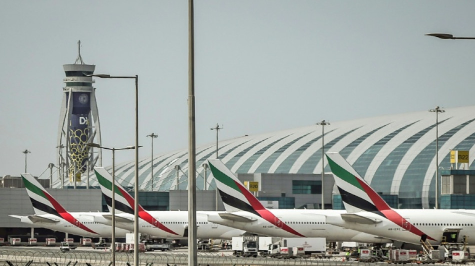 Beh&ouml;rden: Drohnenvorfall l&ouml;st Feuer nahe internationalem Flughafen von Dubai aus