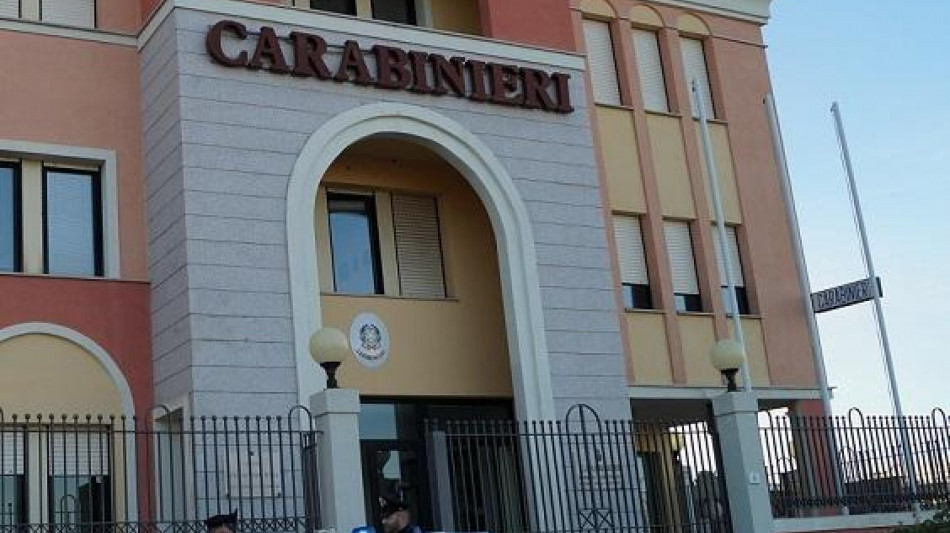 ++ Fermato col taser dopo aggressione a Cc,muore in ambulanza ++