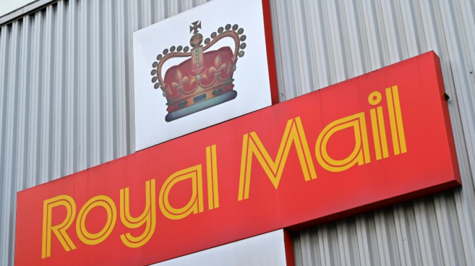 El grupo postal brit&aacute;nico Royal Mail recortar&aacute; hasta 10.000 puestos de trabajo