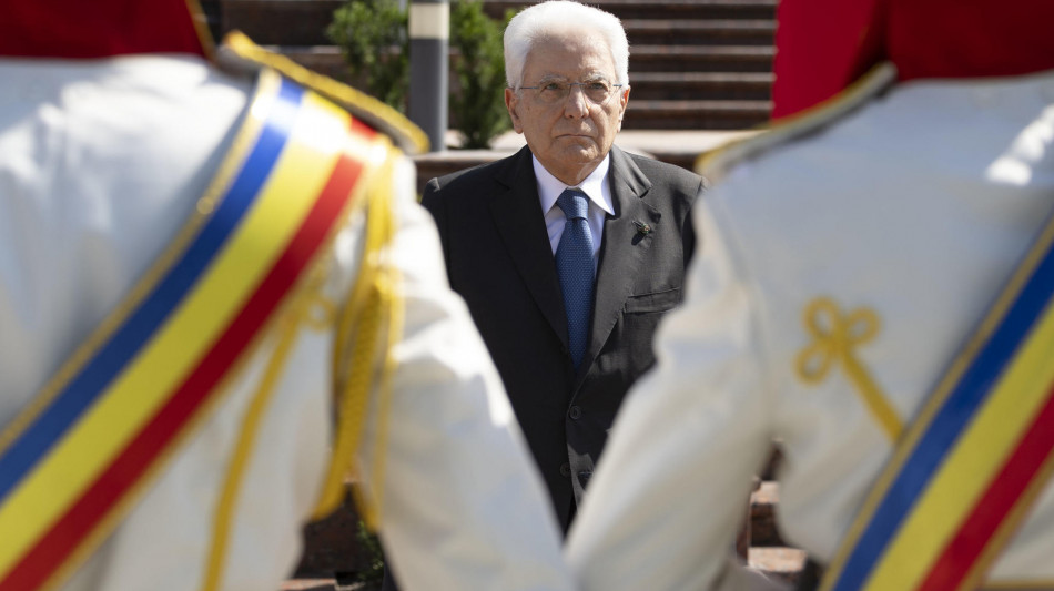 Mattarella, libert&agrave; e democrazia mai garantite, difenderle