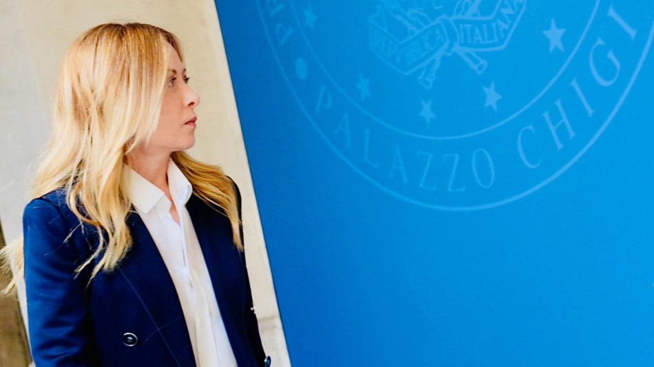 Meloni, violenze inaccettabili, nessuno pu&ograve; minimizzare o giustificare