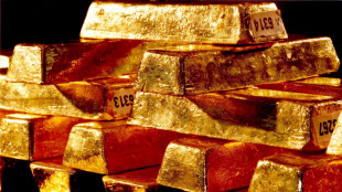 Prezzo oro in calo, Spot scambiato a 4.438 dollari