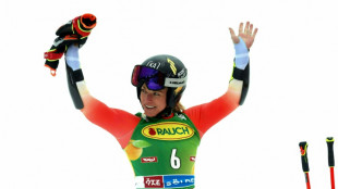 Ski alpin: coup dur pour Lara Gut-Behrami, touchée à un genou