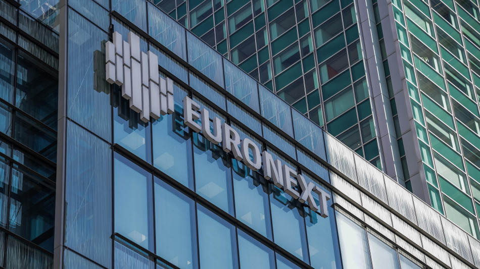 Borsa: Europa lima i cali e Milano è invariata, bene la moda