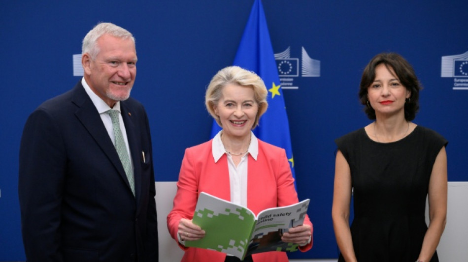 Comment prot&eacute;ger les mineurs en ligne : les recommandations faites &agrave; l'UE
