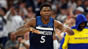 Play-offs NBA: les Timberwolves dominent les Warriors pour égaliser 1 à 1