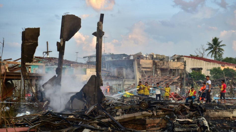 Al menos nueve muertos por explosi&oacute;n en almac&eacute;n de pirot&eacute;cnicos en Tailandia