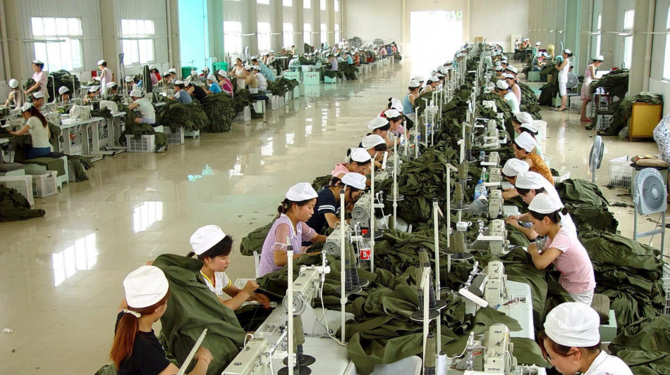 Il Pmi cinese manifatturiero torna in espansione