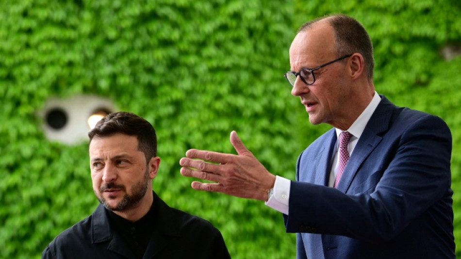 Merz erwartet von Kiew Aufkl&auml;rung in Korruptionsaff&auml;re - Telefonat mit Selenskyj