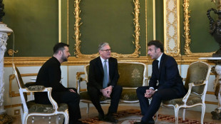 Macron: Paris und London schlagen einmonatige Waffenruhe f&uuml;r Ukraine vor