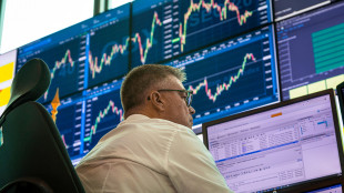Borsa: l'Europa in ordine sparso, Milano -0,5% con le banche