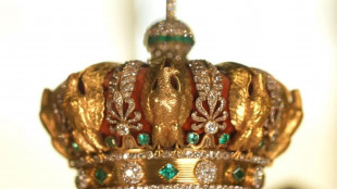 Direttrice Louvre, restauro corona rubata delicato ma possibile