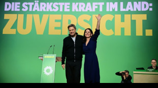 Gr&uuml;nen-Parteitag beschlie&szlig;t Wahlprogramm - scharfe Attacken gegen Merz
