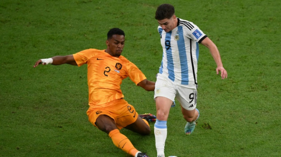 Arsenal's Timber out with knee injury