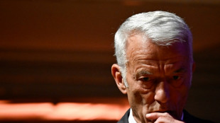Face &agrave; une p&eacute;riode politique troubl&eacute;e, le Medef veut exercer un "pouvoir positif"