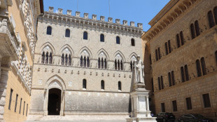 Mps piatta in Borsa (-0,15%), indiscrezioni su un Cda domani