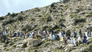 Nach Erdbeben in Afghanistan: Helfer bergen immer noch weitere Todesopfer aus Trümmern