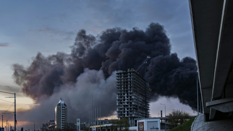 Beh&ouml;rden melden mindestens zw&ouml;lf Tote bei russischen Angriffen in der Ukraine