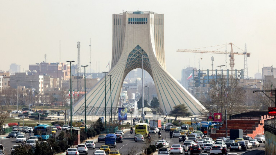 Ir&atilde; promete resposta 'feroz' a qualquer ataque dos EUA