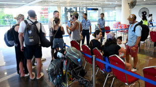 Reanudan los vuelos a Bali tras una erupci&oacute;n volc&aacute;nica en una isla vecina