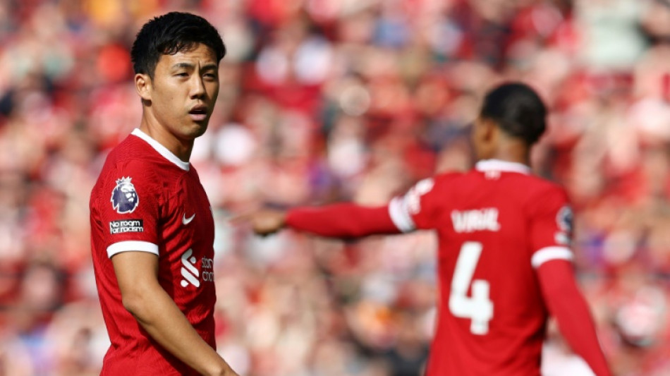 Liverpool's credentials face Newcastle test, Man Utd seek Premier League lift off