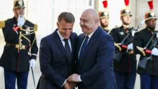 Macron busca apoio internacional para mobilizar Ex&eacute;rcito liban&ecirc;s e desarmar Hezbollah