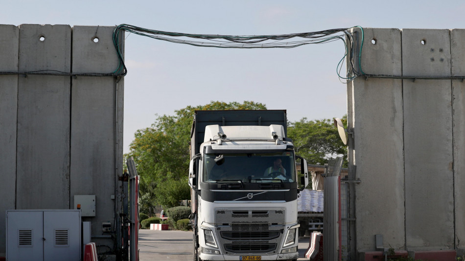 Hamas, attesi oggi a Gaza 3 camion Oms con medicinali