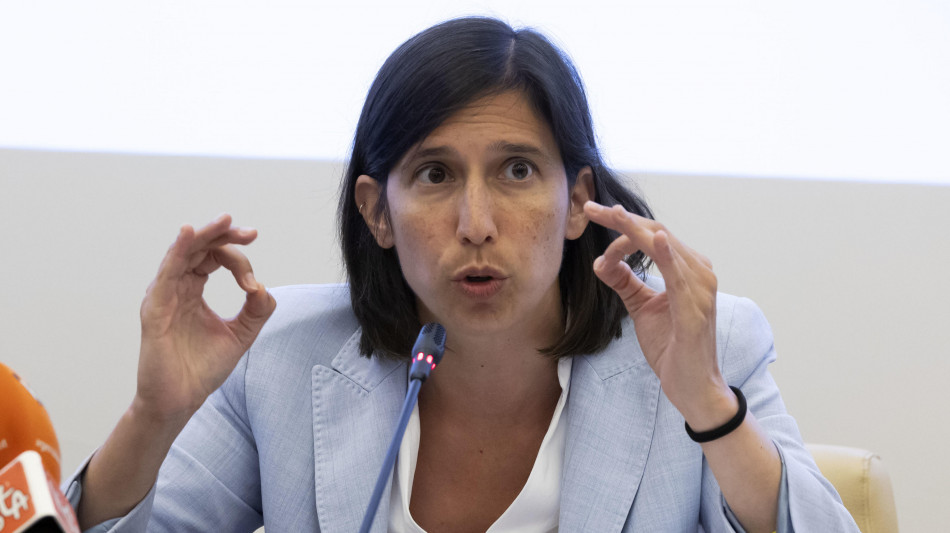 Schlein, difendiamo la sanit&agrave; da privatizzazione strisciante