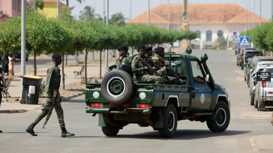 Coup d'Etat militaire en Guinée Bissau, les élections suspendues