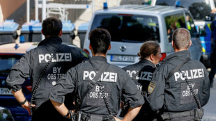 Polizisten schie&szlig;en auf 14-J&auml;hrigen mit Waffenattrappe nahe Haltestelle in M&uuml;nchen