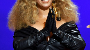 La corsa di Harris sulle note di 'Freedom' di Beyonc&egrave;