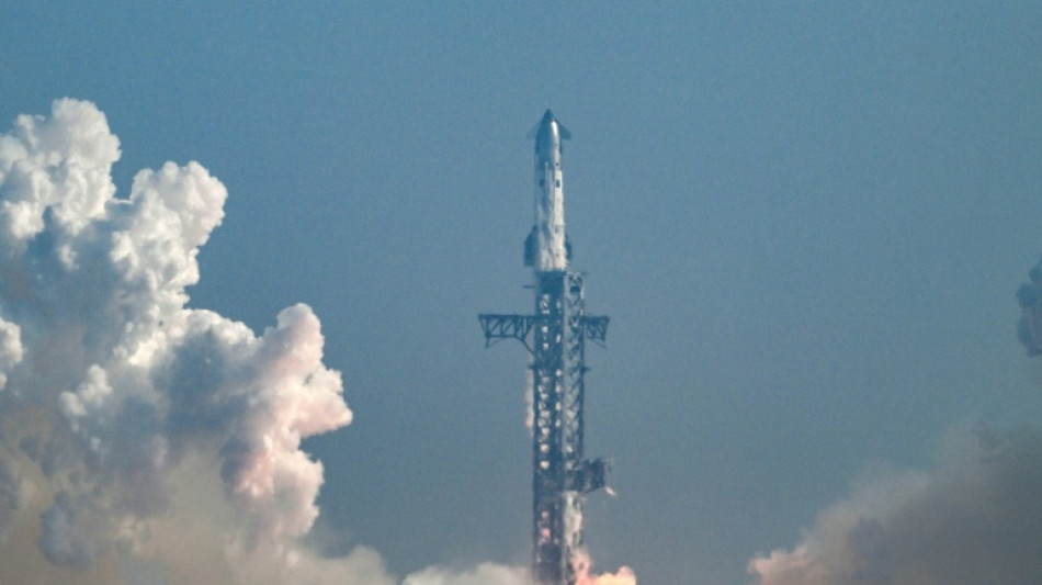 Nach Verz&ouml;gerung: Neue Version von Starship-Riesenrakete absolviert Testflug