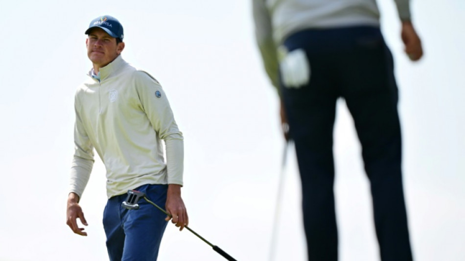 Lanky amateur Lamprecht takes British Open by storm