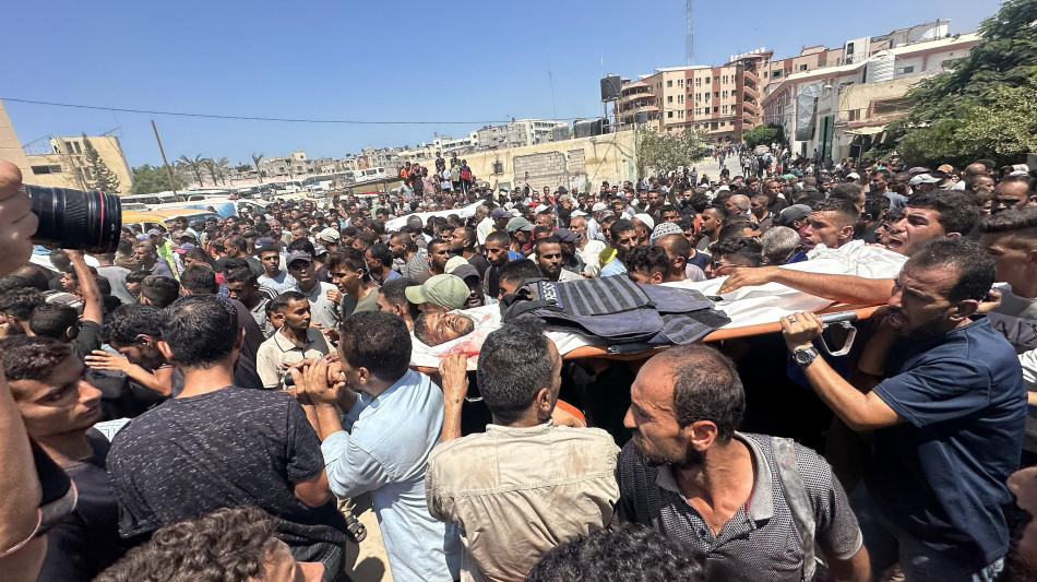 Fonti mediche, a Gaza 50 morti dall'alba di oggi