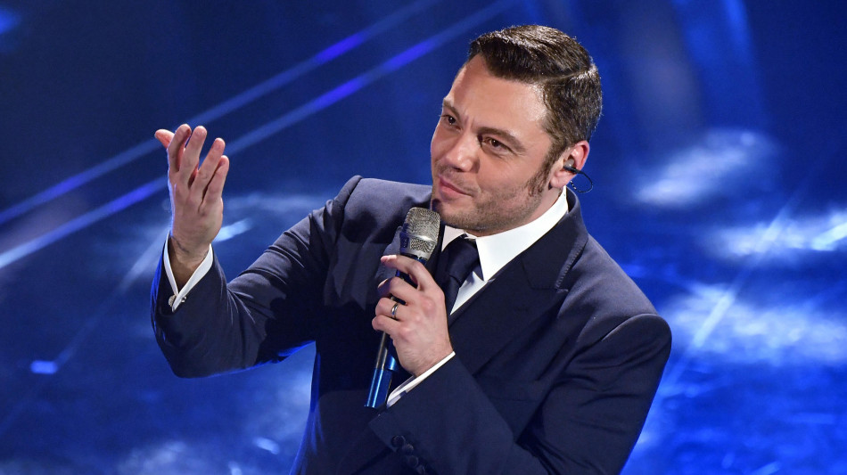 Carlo Conti, Tiziano Ferro super ospite alla prima serata di Sanremo