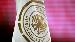 Fans bef&uuml;rworten DFB-Doppelspitze mit Frau und Mann