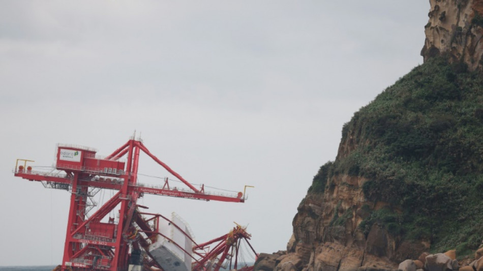 Ta&iuml;wan: course contre la montre pour extraire le carburant d'un cargo chinois &eacute;chou&eacute;