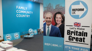 La extrema derecha británica pone a prueba al gobierno laborista en comicios locales
