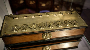 Christie's suspende la subasta en París de la primera calculadora del mundo