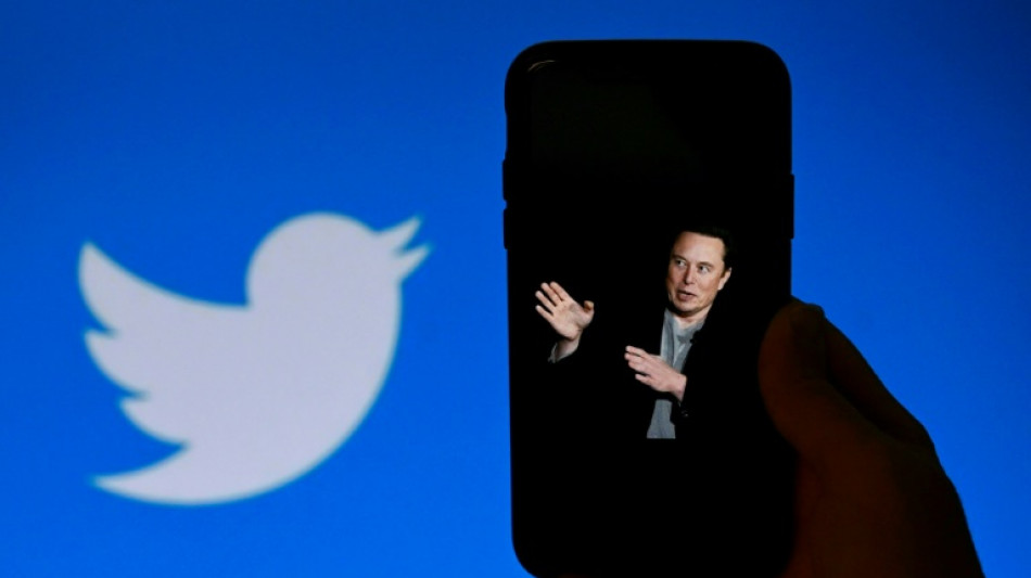 Protection des enfants en ligne: "absolument", r&eacute;pond Musk &agrave; Macron