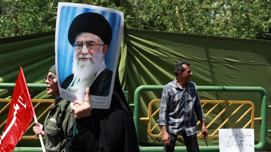 Iran, 'ci difenderemo da aggressione Usa con tutte le forze'
