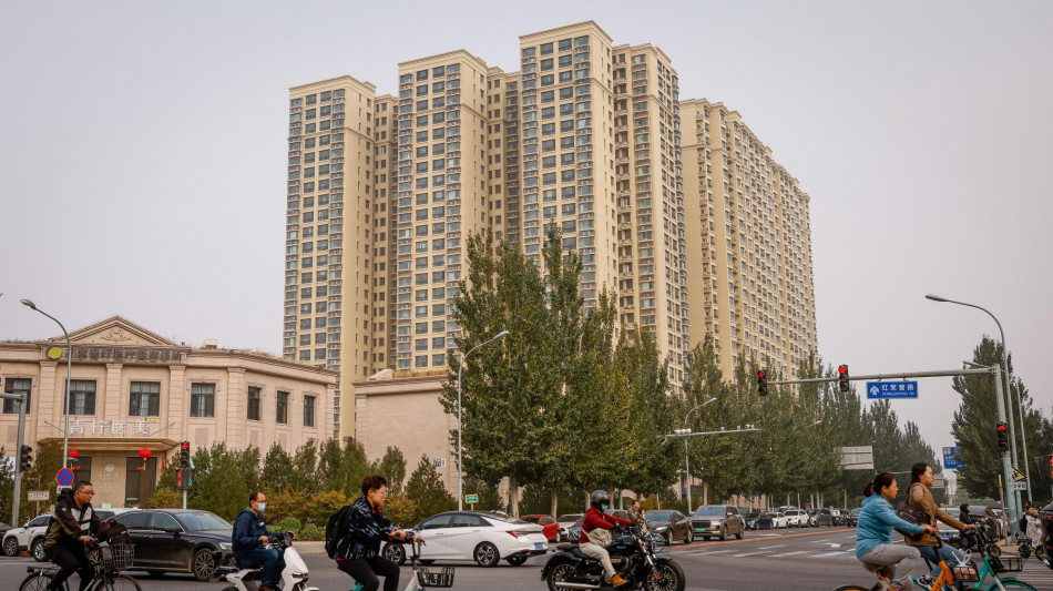 Fondatore del colosso immobiliare cinese Evergrande condannato all'ergastolo