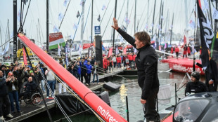 Larmes, "bravoure" et accolades: les skippers du Vend&eacute;e Globe &agrave; l'heure du d&eacute;part